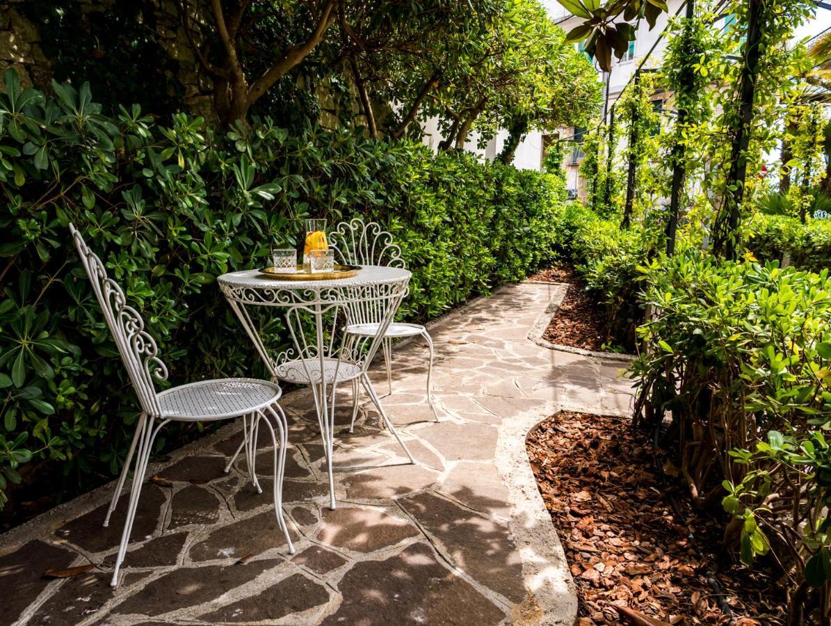 Villa Aurelia Suites And Apartments Локоротондо Екстериор снимка